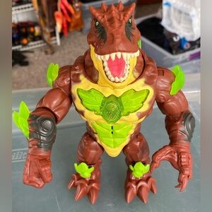 Moose Beast Lab Toy Dino Lord Terror T-Rex Lights Sounds Roars 8" Action Figure